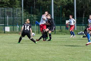 Bild 44 - wBJ Hamburger SV : SV Henstedt Ulzburg : Ergebnis: 4:2